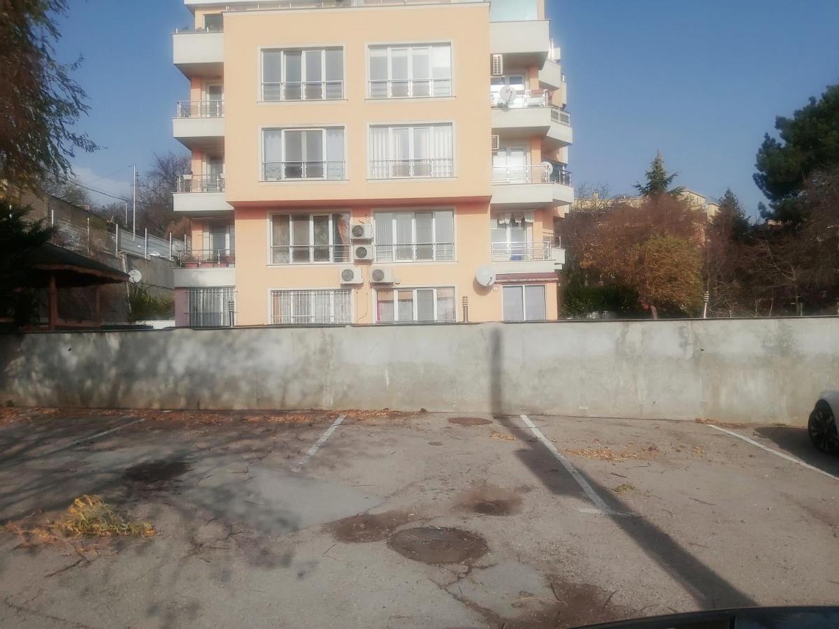 Saint Nicholas Varna Lovely 2 Bedroom Apartment With Sunny Garden מראה חיצוני תמונה