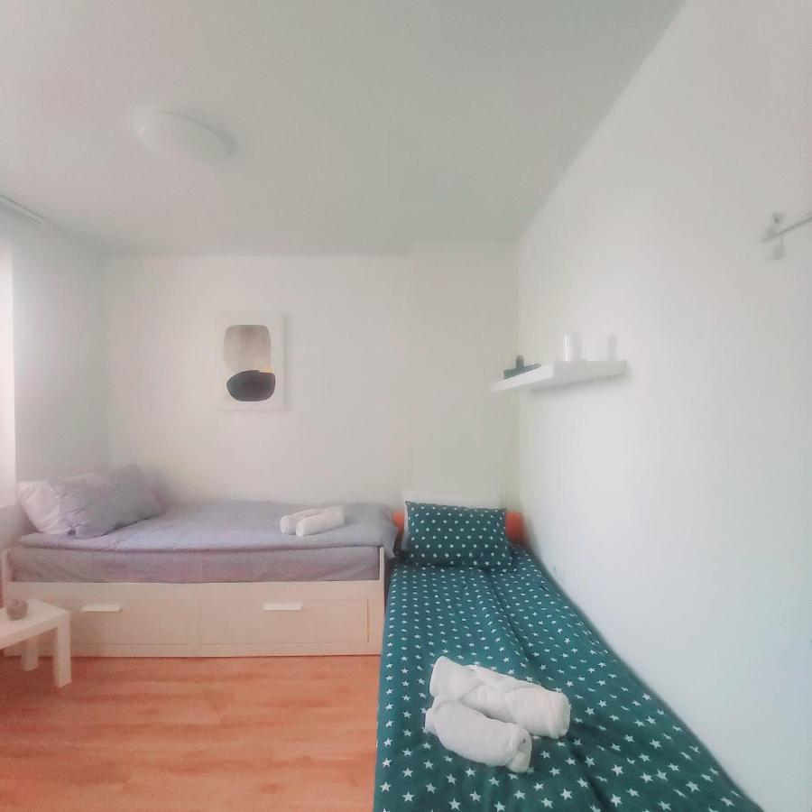 Saint Nicholas Varna Lovely 2 Bedroom Apartment With Sunny Garden מראה חיצוני תמונה
