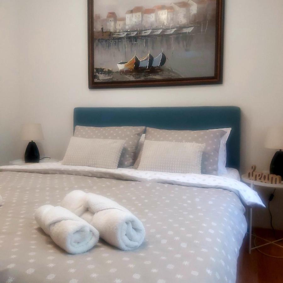 Saint Nicholas Varna Lovely 2 Bedroom Apartment With Sunny Garden מראה חיצוני תמונה