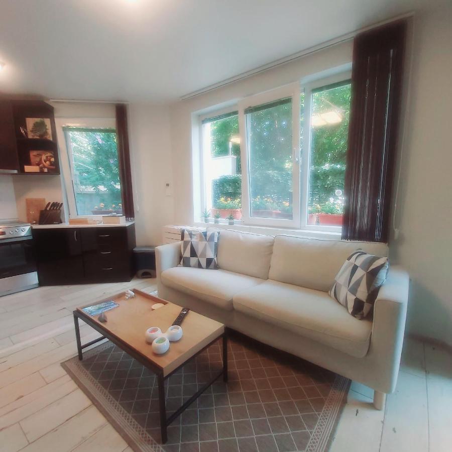 Saint Nicholas Varna Lovely 2 Bedroom Apartment With Sunny Garden מראה חיצוני תמונה